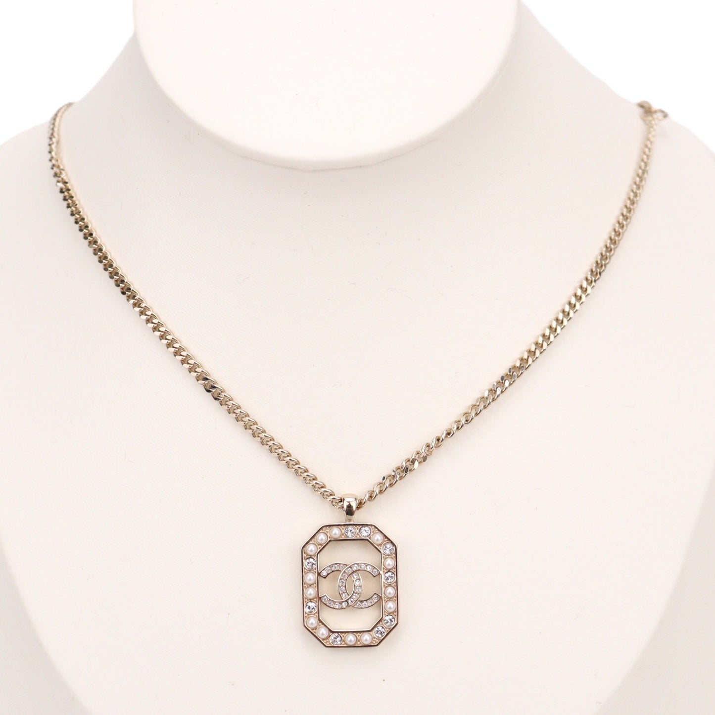 Chanel Necklace ABB756