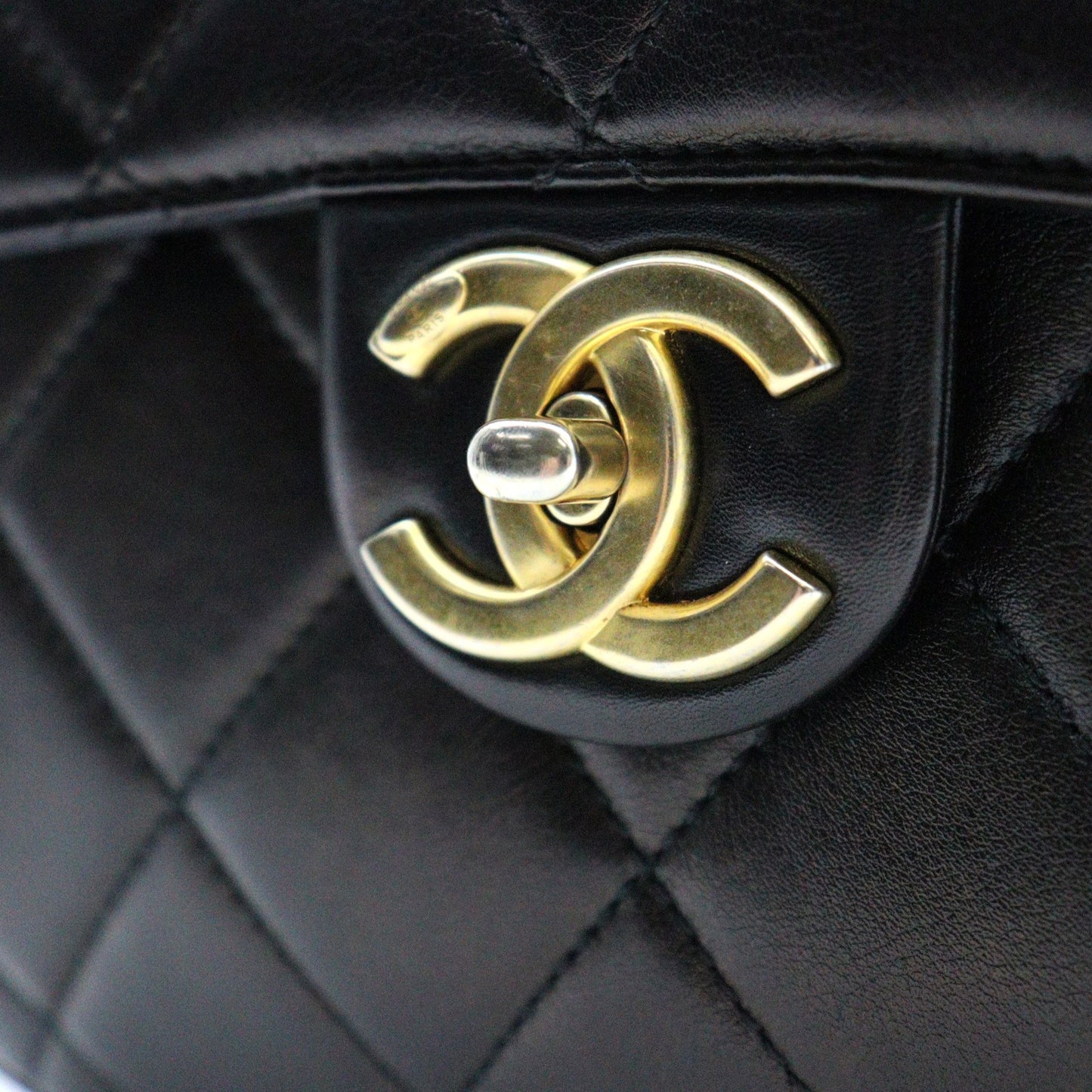 Chanel Shoulder bag AS2485
