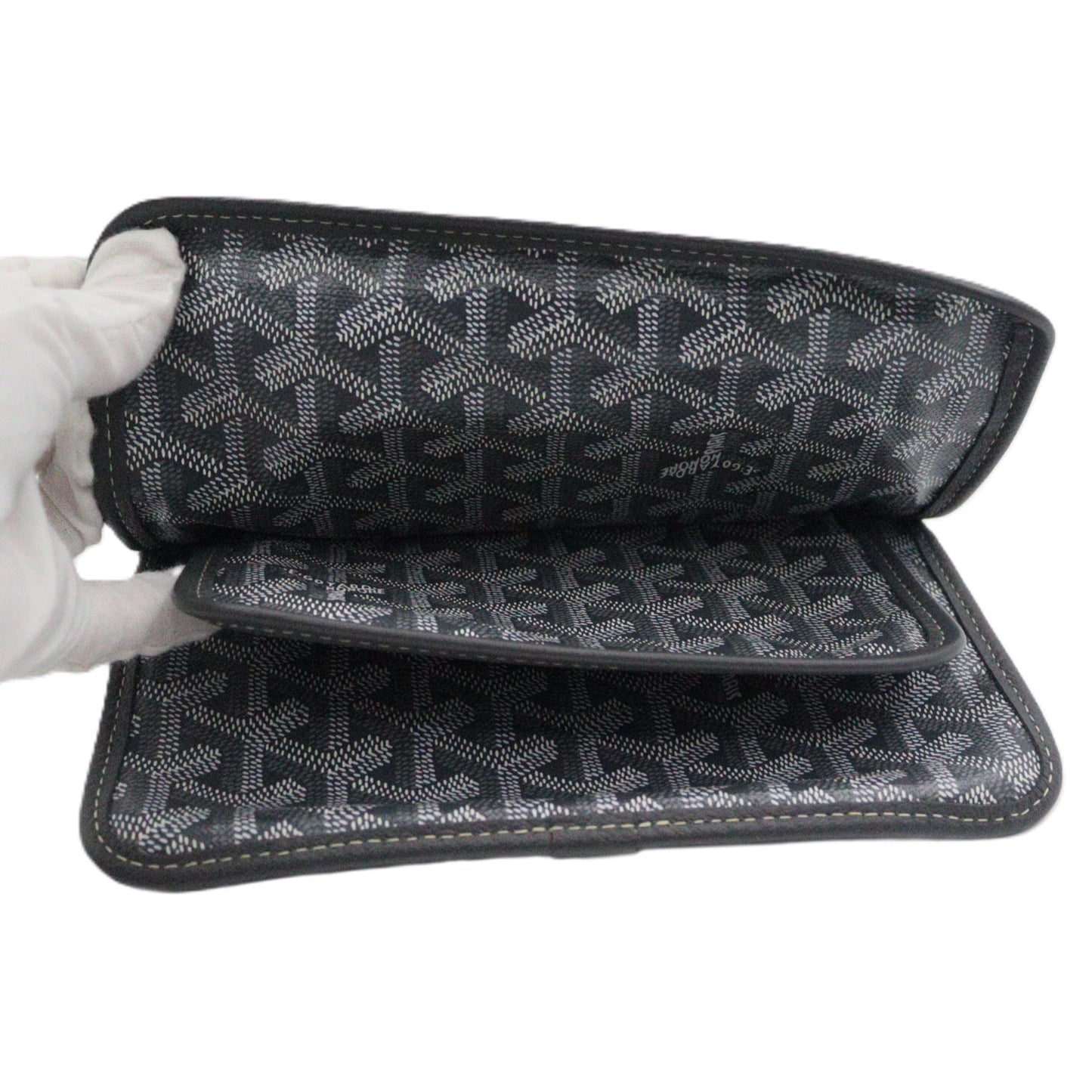 Goyard Plumet Pouch-Wallet Shoulder bag PLUMETPMLTY51CL51P