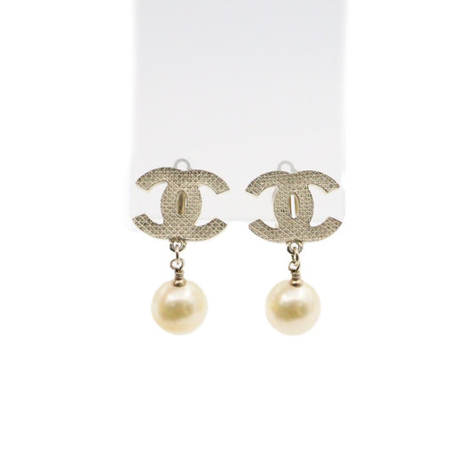 Chanel Coco Motif & Fakepearl Earrings