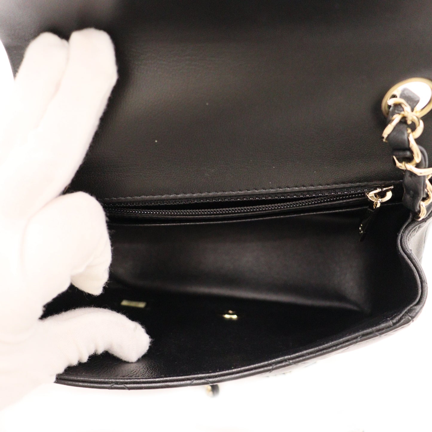 Chanel Matelasse Chain Shoulder A35200