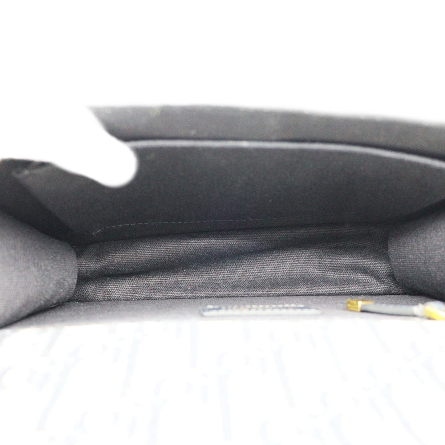 Dior 30 Montaigne Shoulder Bag M9203UTZQ