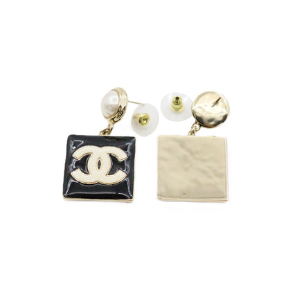 Chanel Coco Mark Earrings AB8677