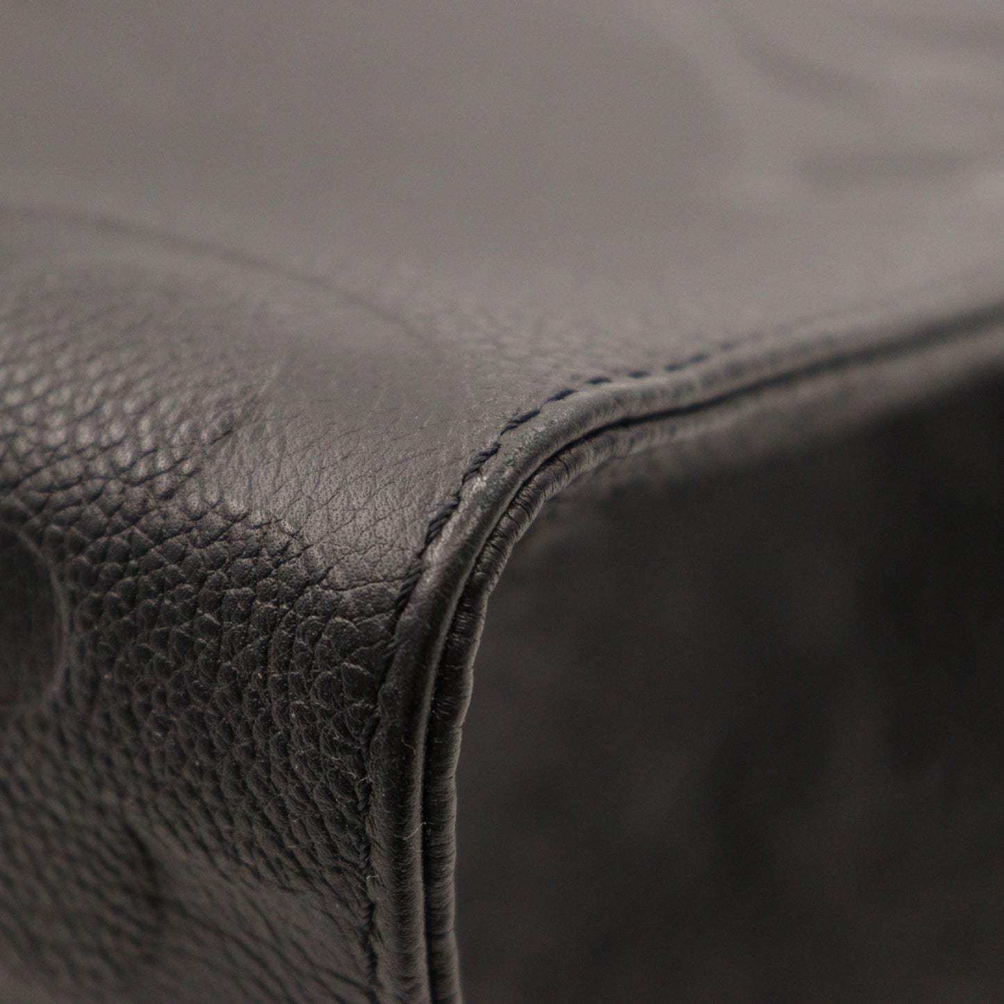 Louis Vuitton OnTheGo MM Tote Bag M45595