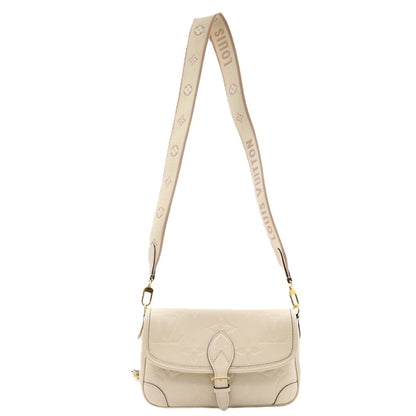 Louis Vuitton Diane Shoulder Bag M46388