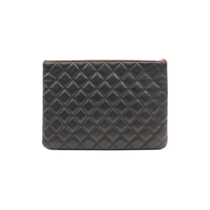 Chanel O Case New Medium Clutch A82545