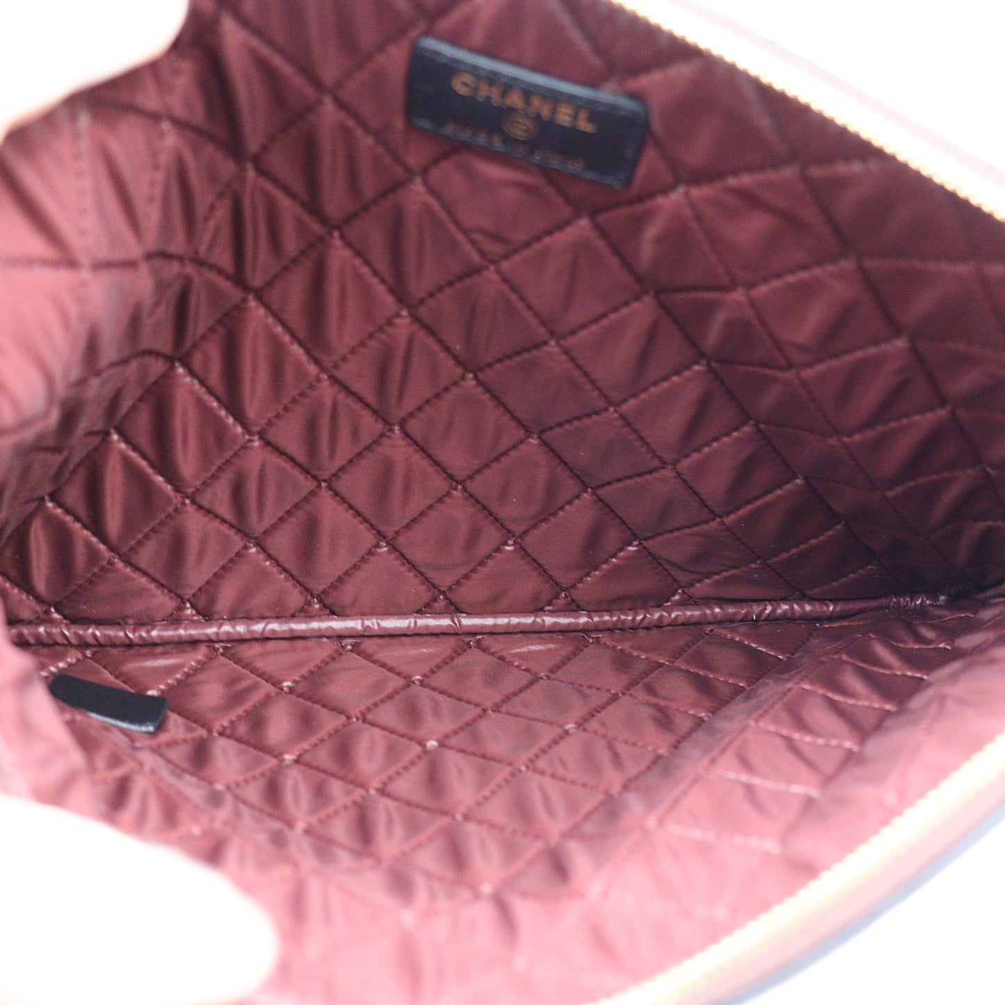 Chanel O Case New Medium Clutch A82545