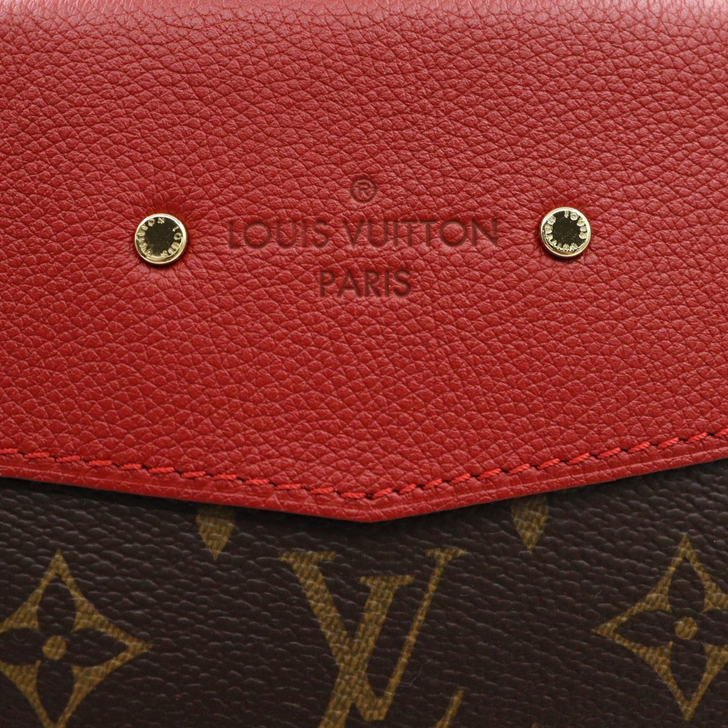 LV Pallas Shopper Shoulder bag M51197