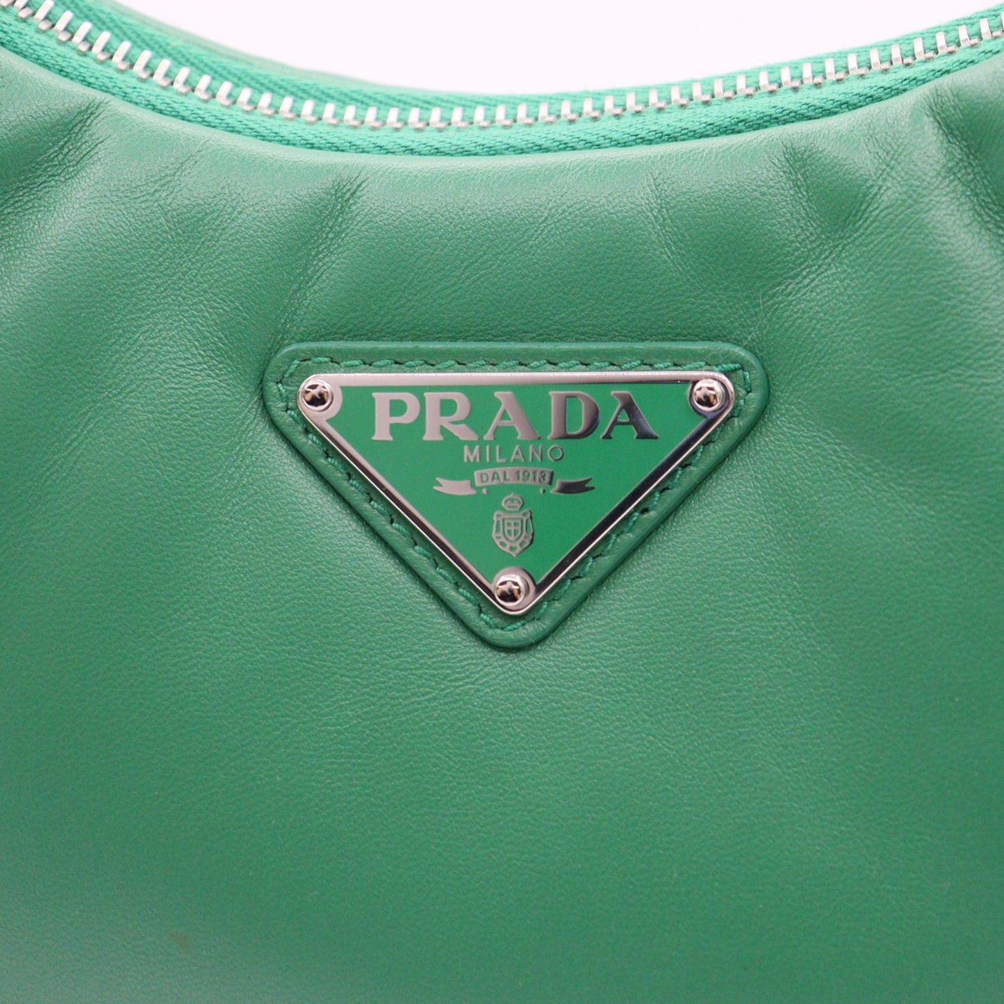 Prada Re-Edition 2005 Chain Shoulder 1BH204