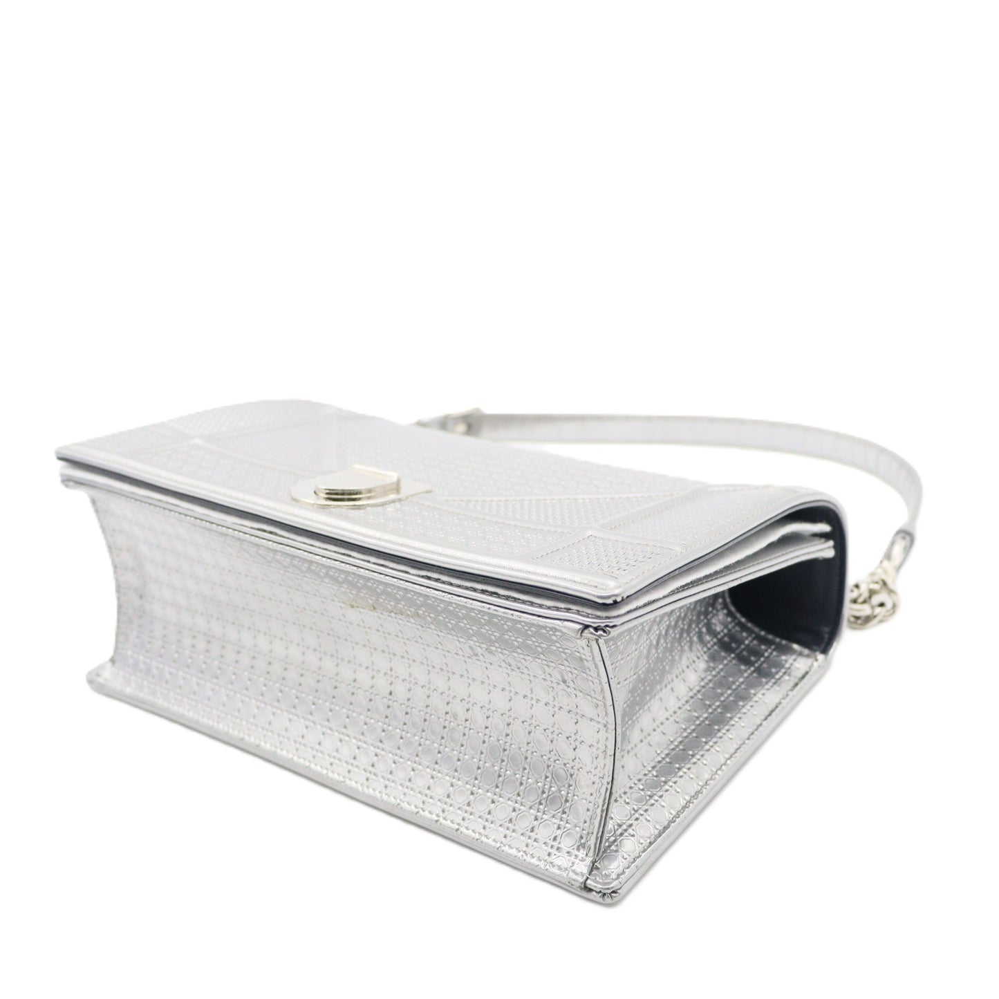 Dior Diorama Medium Chain Shoulder M0422PSKNM090