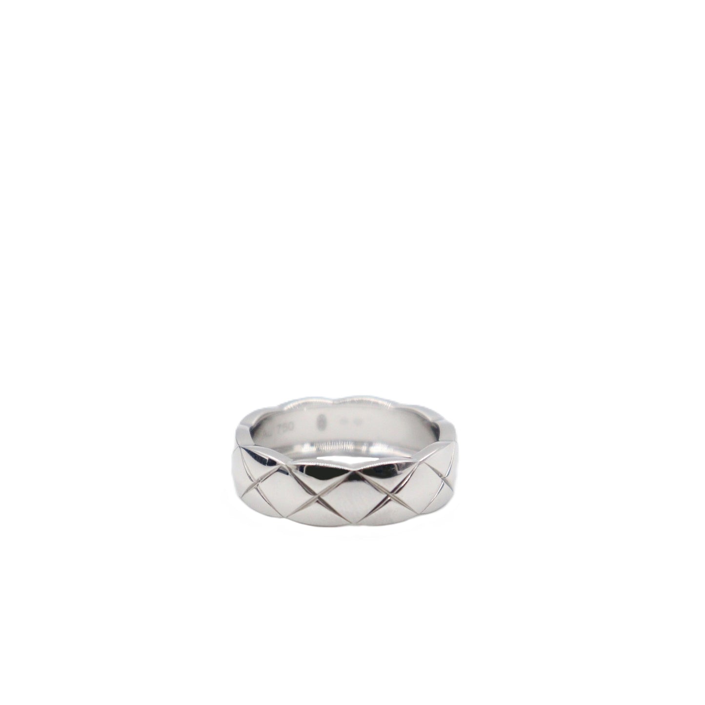 Chanel J10570 Coco Crush Medium Ring