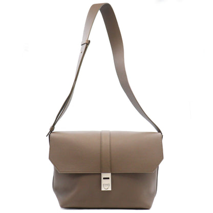Ferragamo Messenger bag with Gancini Buckle Shoulder bag 241401