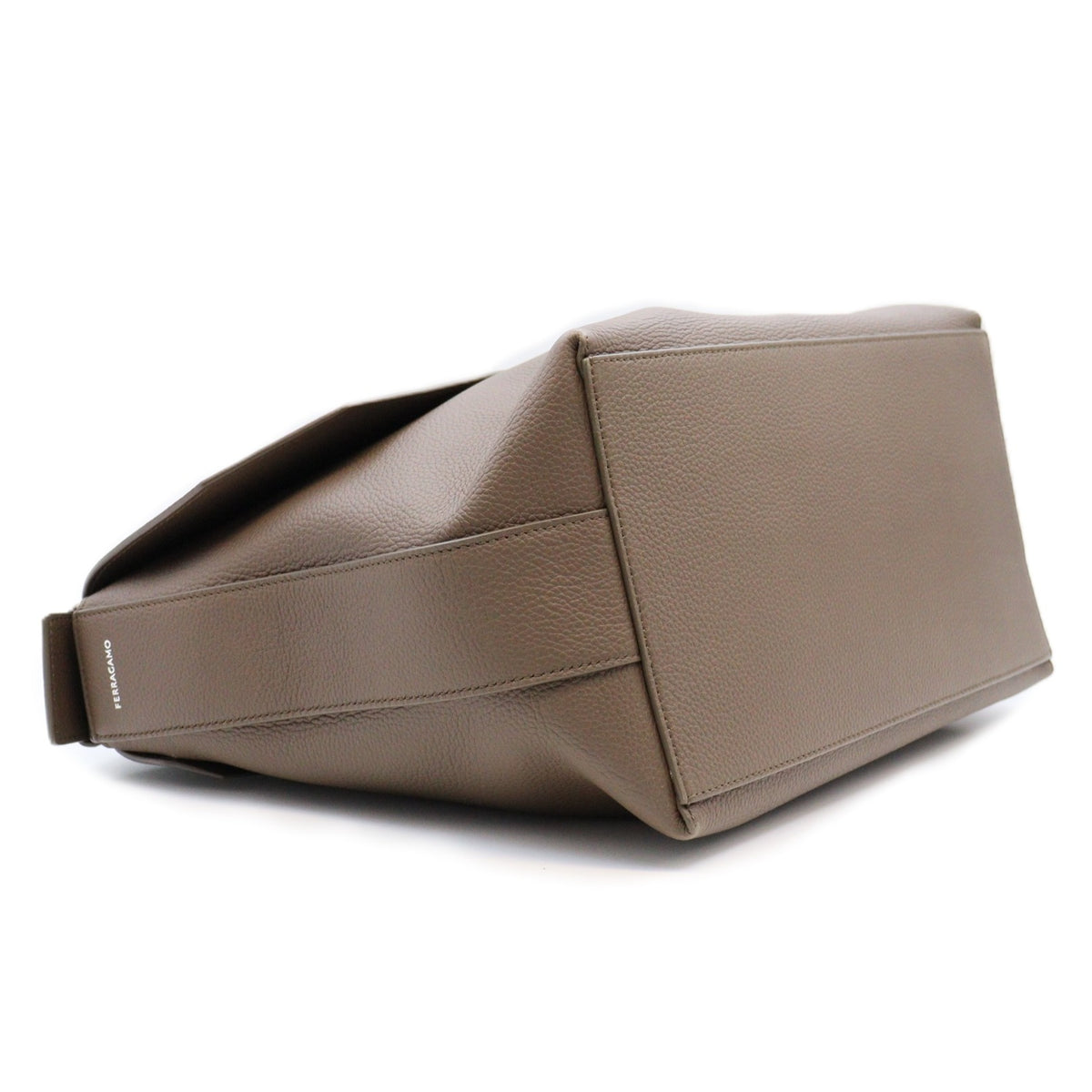Ferragamo Messenger bag with Gancini Buckle Shoulder bag 241401