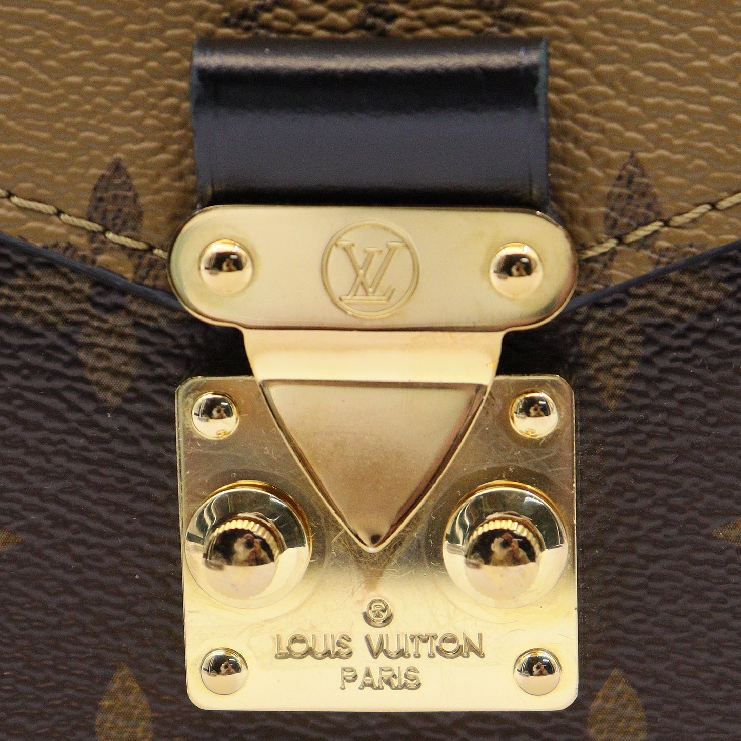 Louis Vuitton Pochette Metis Shoulder Bag M44876