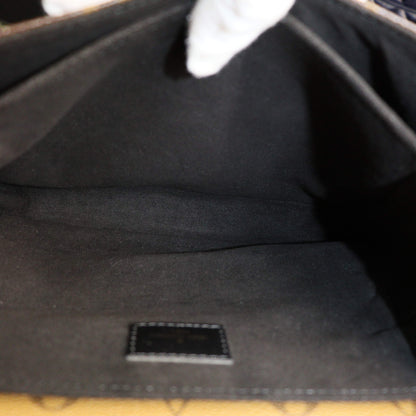Louis Vuitton Pochette Metis Shoulder Bag M44876