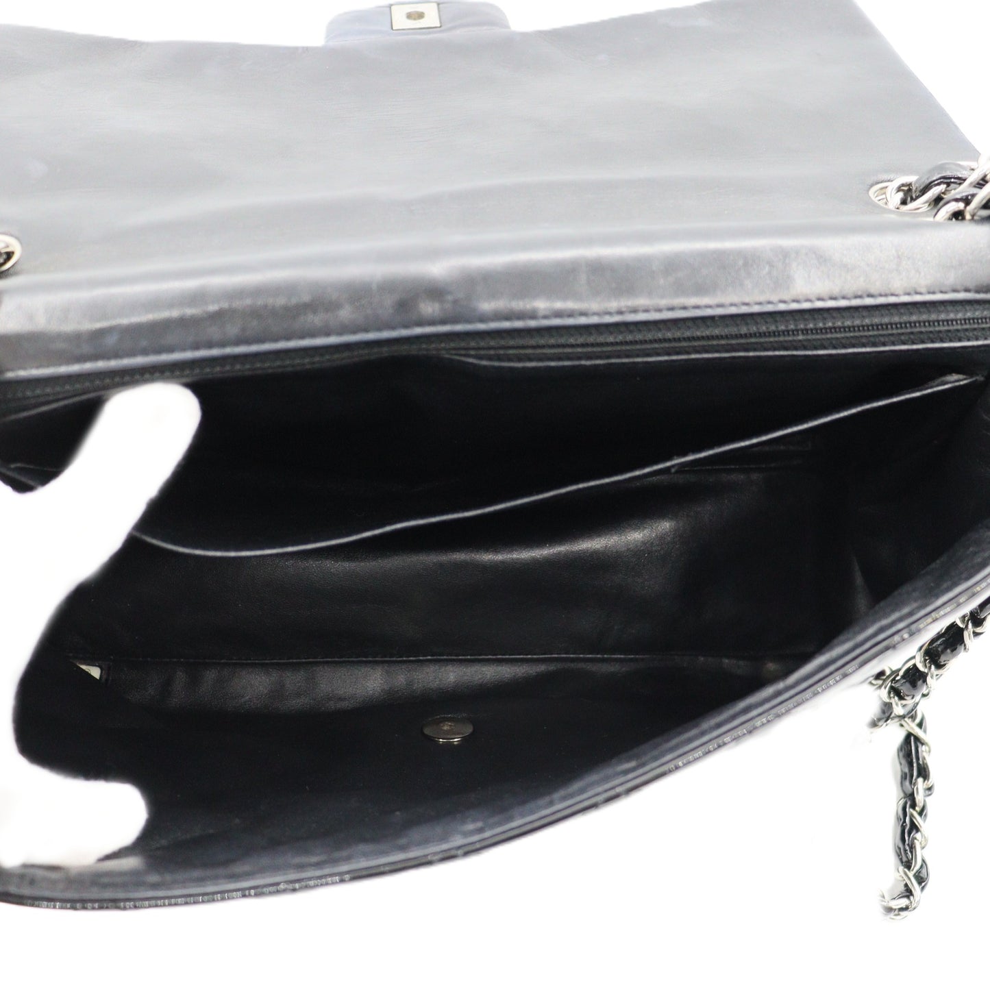 Chanel Maxi Classic Single Flap Chain Shoulder A47600