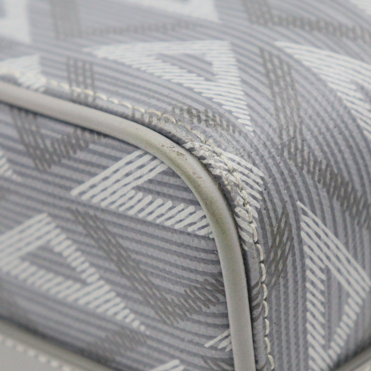 Dior Lingot 22 Shoulder bag