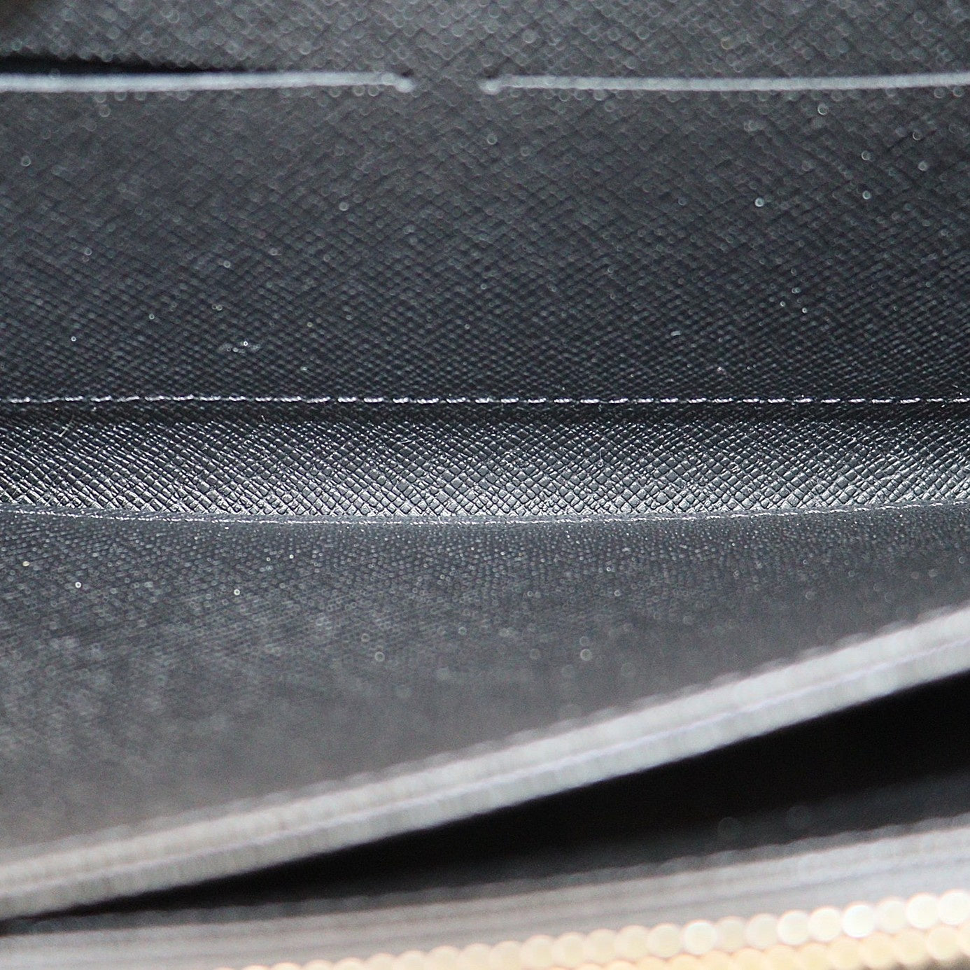 Louis Vuitton Zippy Wallet M60072