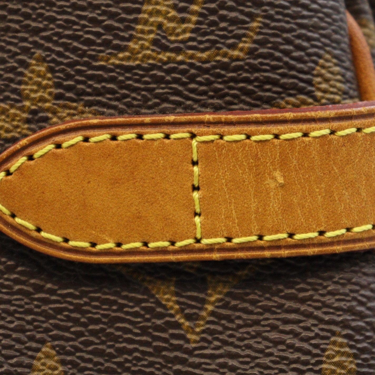 Louis Vuitton Batignolles Tote Bag M51153