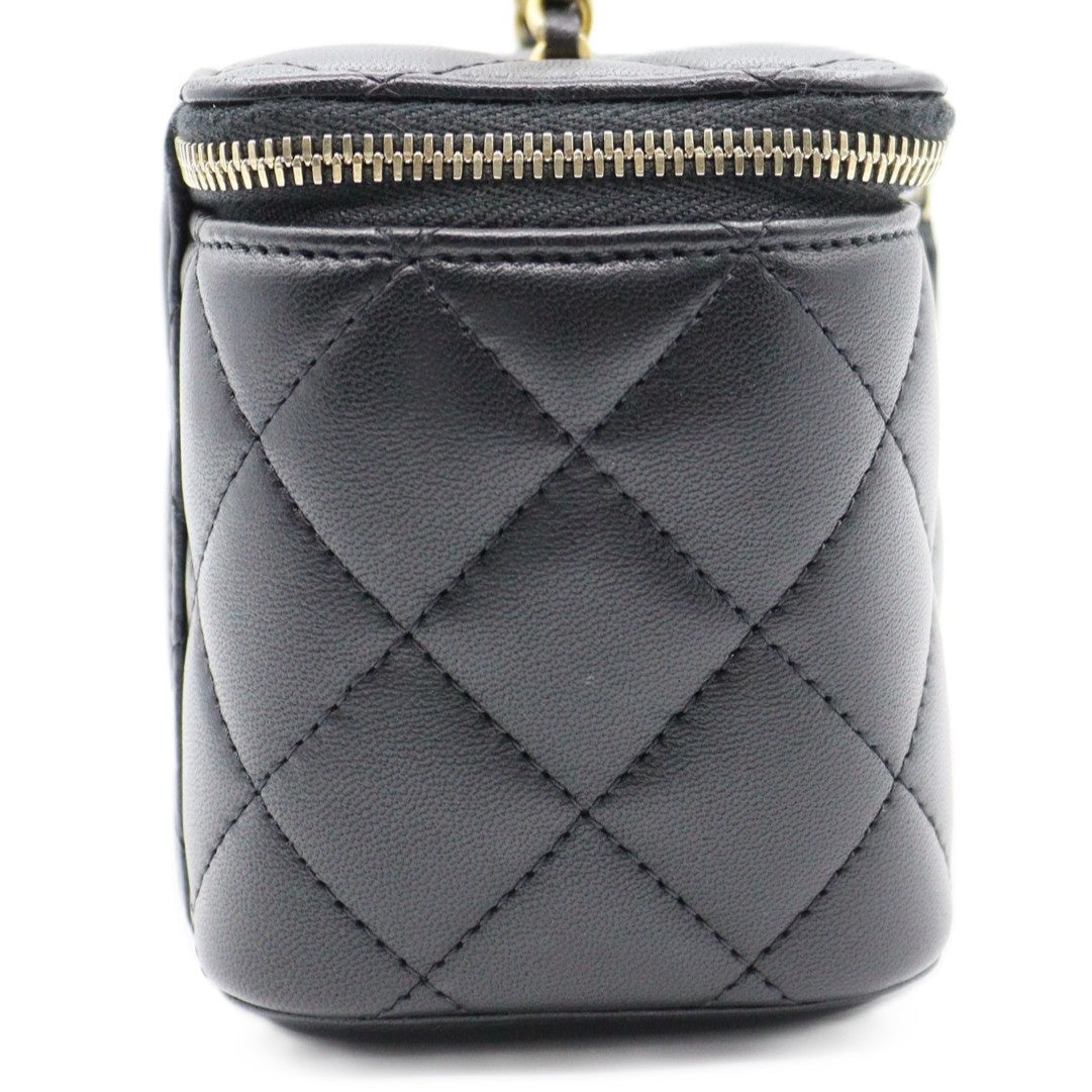Chanel Vanity bag AP2303