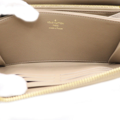 Louis Vuitton Coussin Zippy Wallet M81511