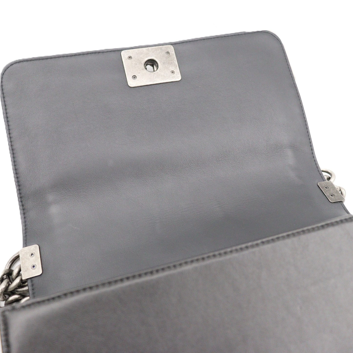 Chanel Boy Chanel Medium Chain Shoulder A67086