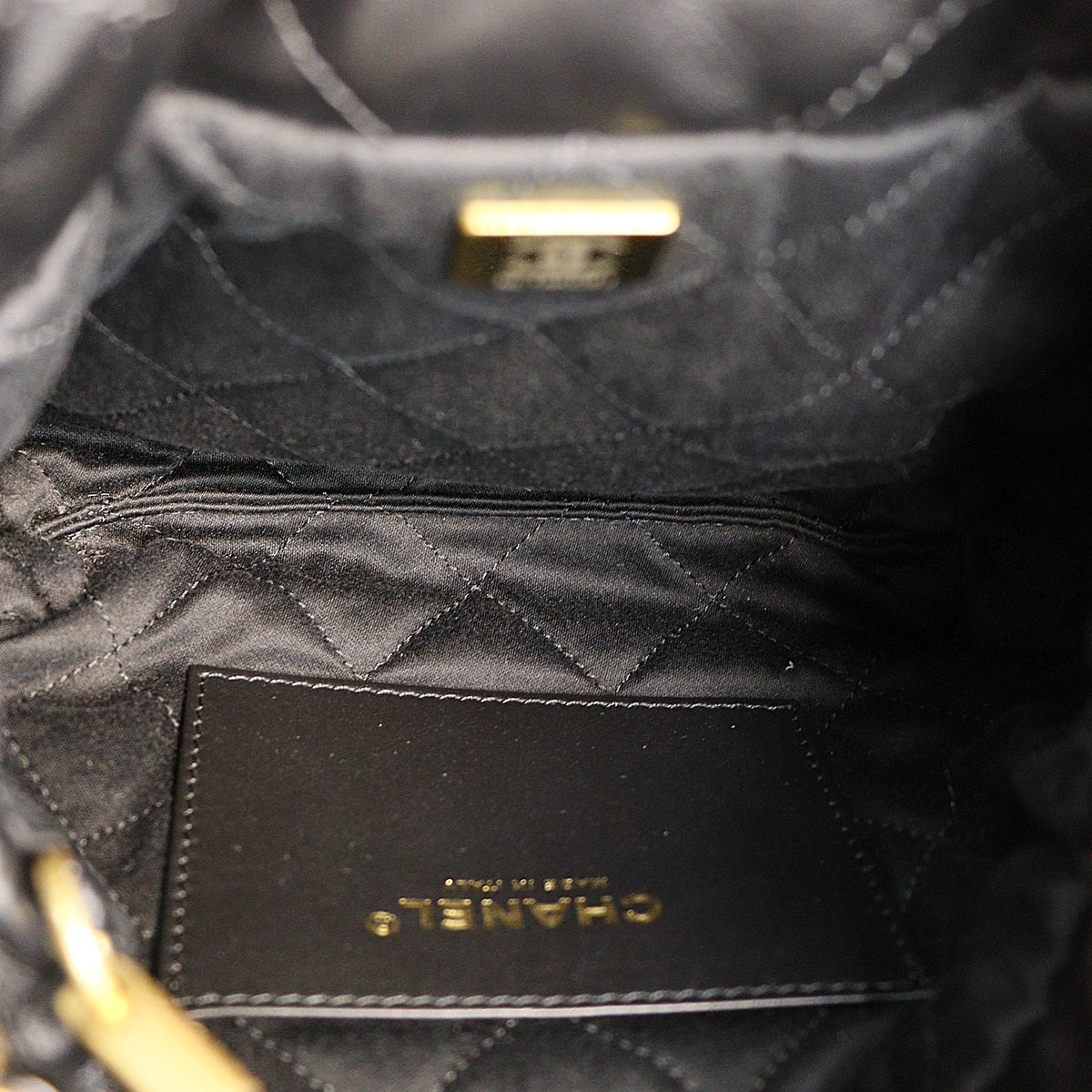 Chanel Mini Chanel 22 Shoulder Bag AS3980