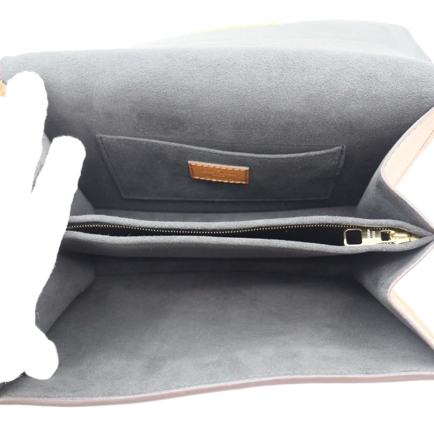 Louis Vuitton Dauphine MM Shoulder Bag M44391