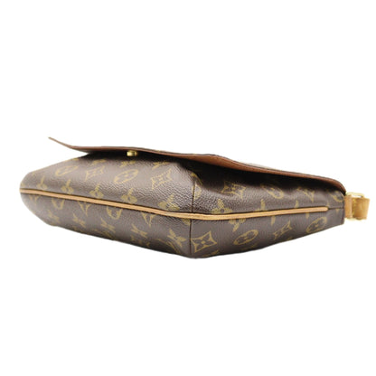 Louis Vuitton Mussette Togo Shoulder Bag M51388