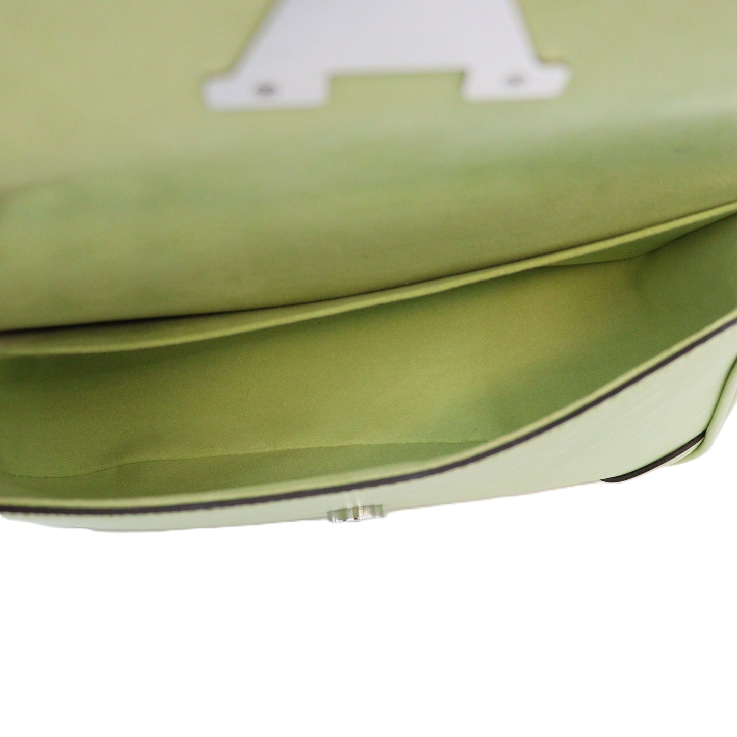 Louis Vuitton Buci Shoulder Bag M22960