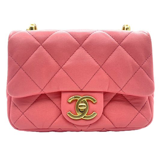 Chanel 22 Seasonal Shoulder bag AS3213