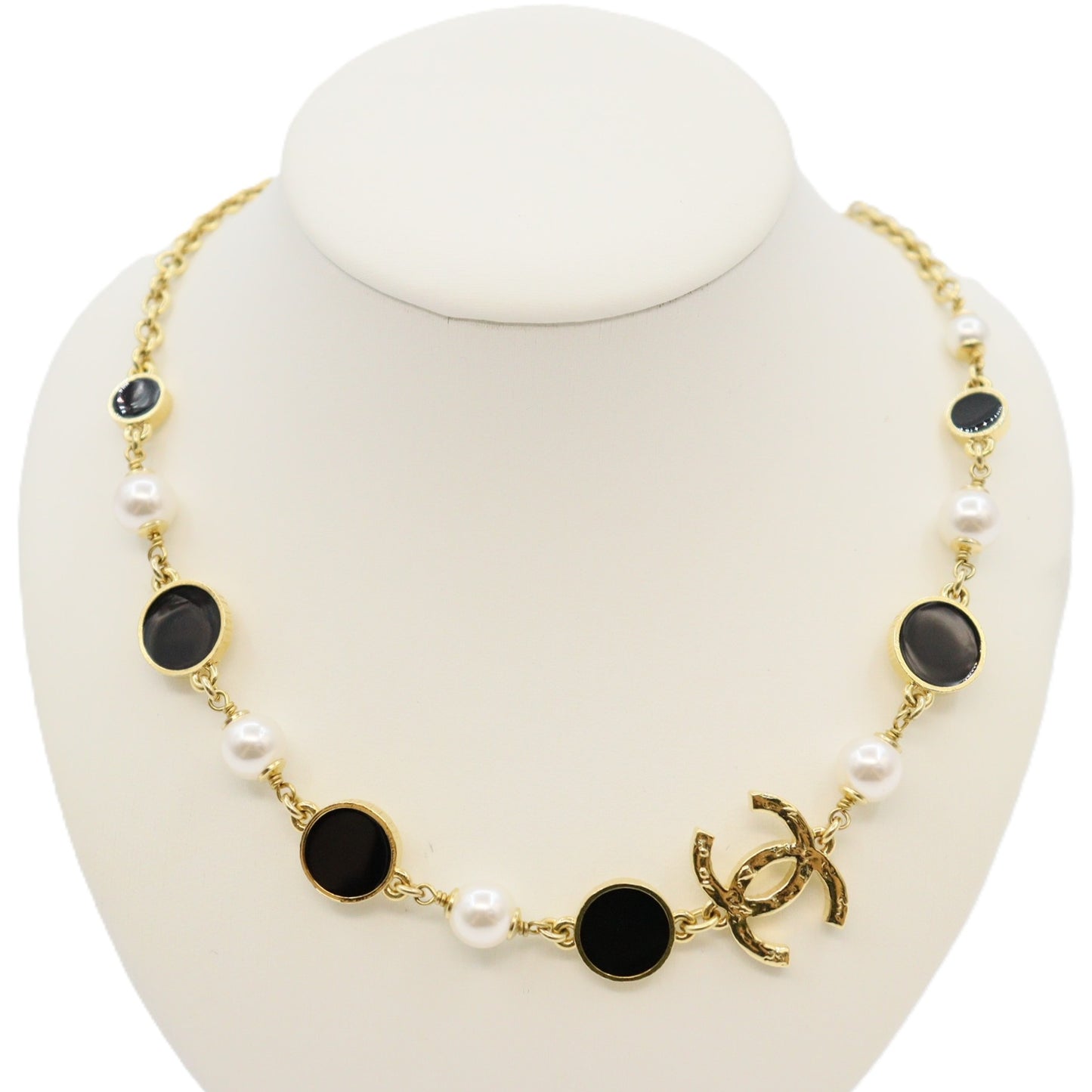 Chanel Coco Mark Pearl Choker Necklace
