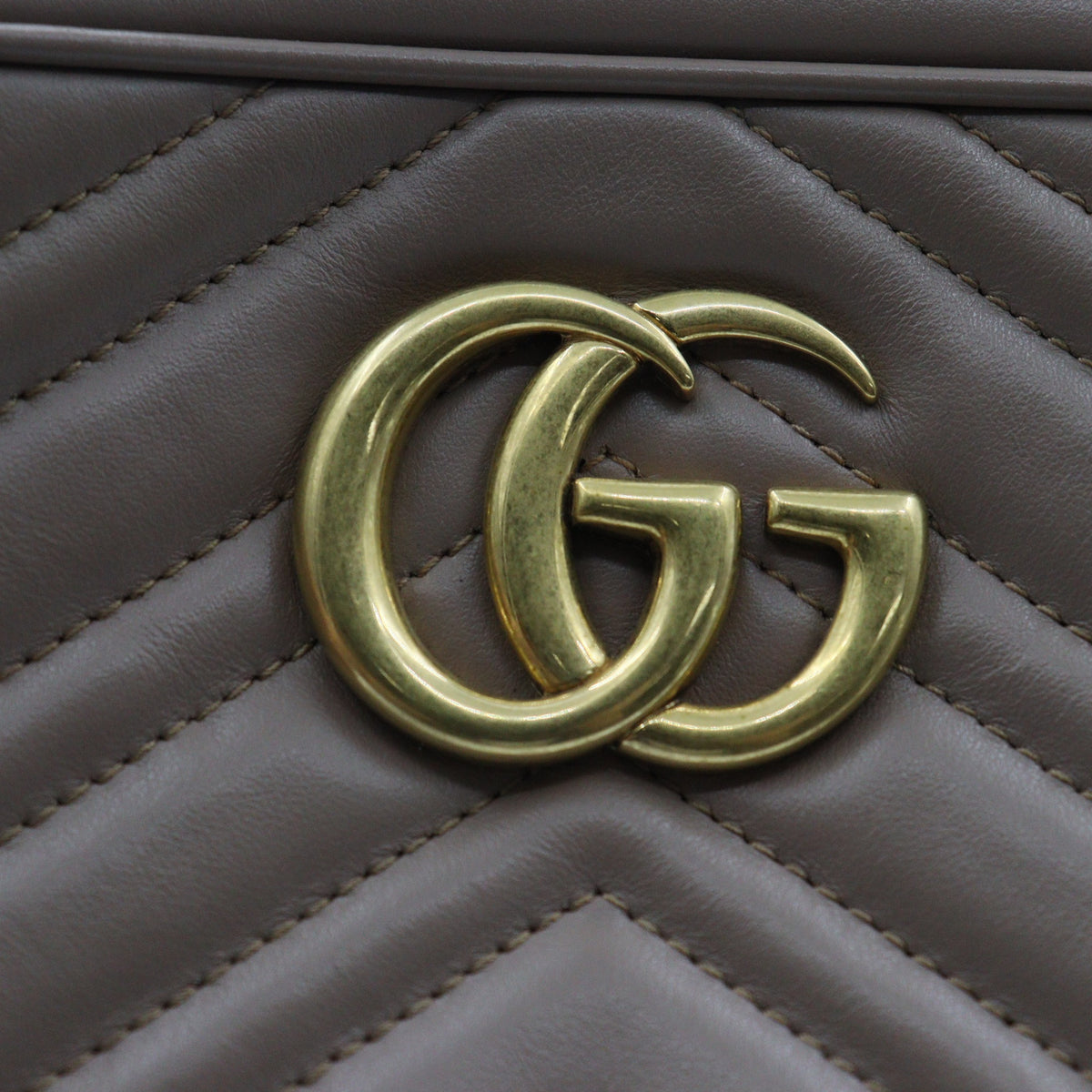 Gucci GG Marmont Small Camera Shoulder bag 447632