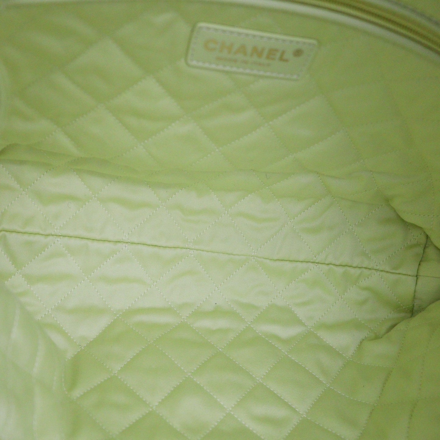 Chanel 22 Small Chain Shoulder AS3260