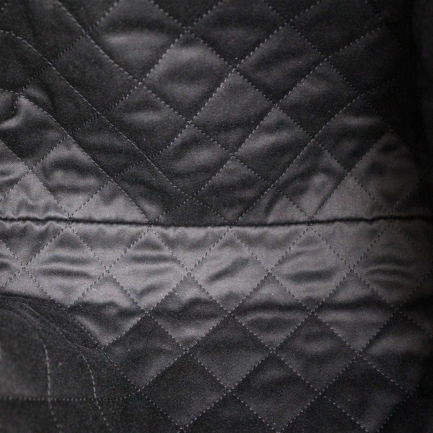 Chanel 22 Small Chain Shoulder AS3260