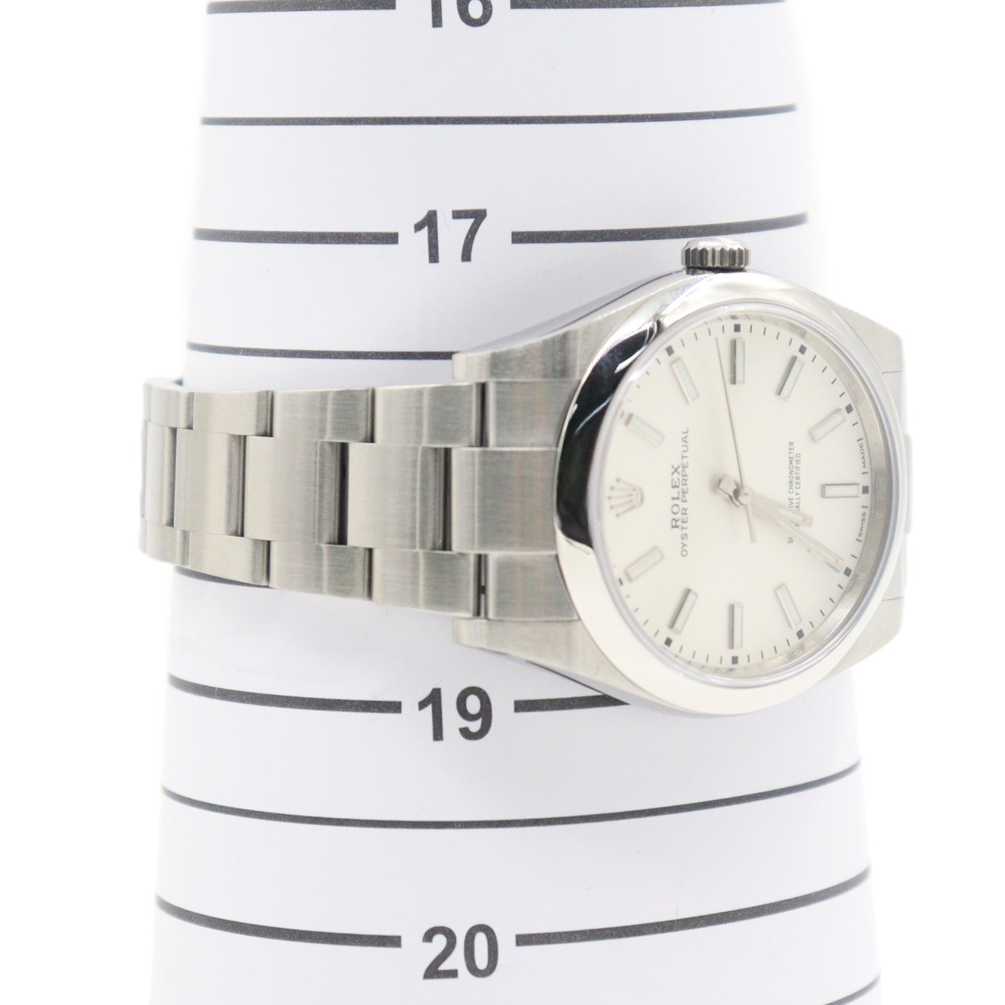 Rolex Oyster Perpetual 39 Automatic 114300