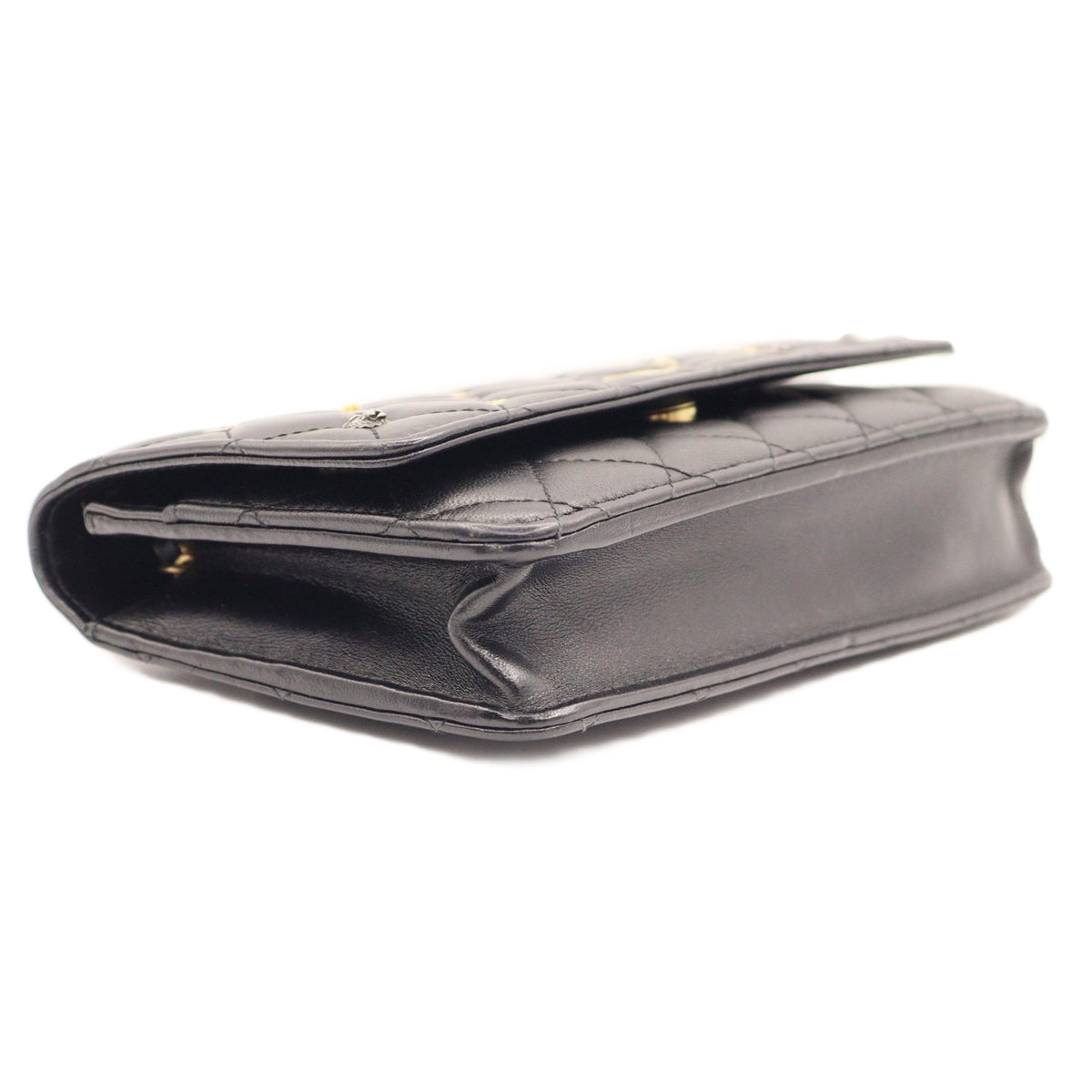 Chanel Seasonal Chain Wallet AP0250