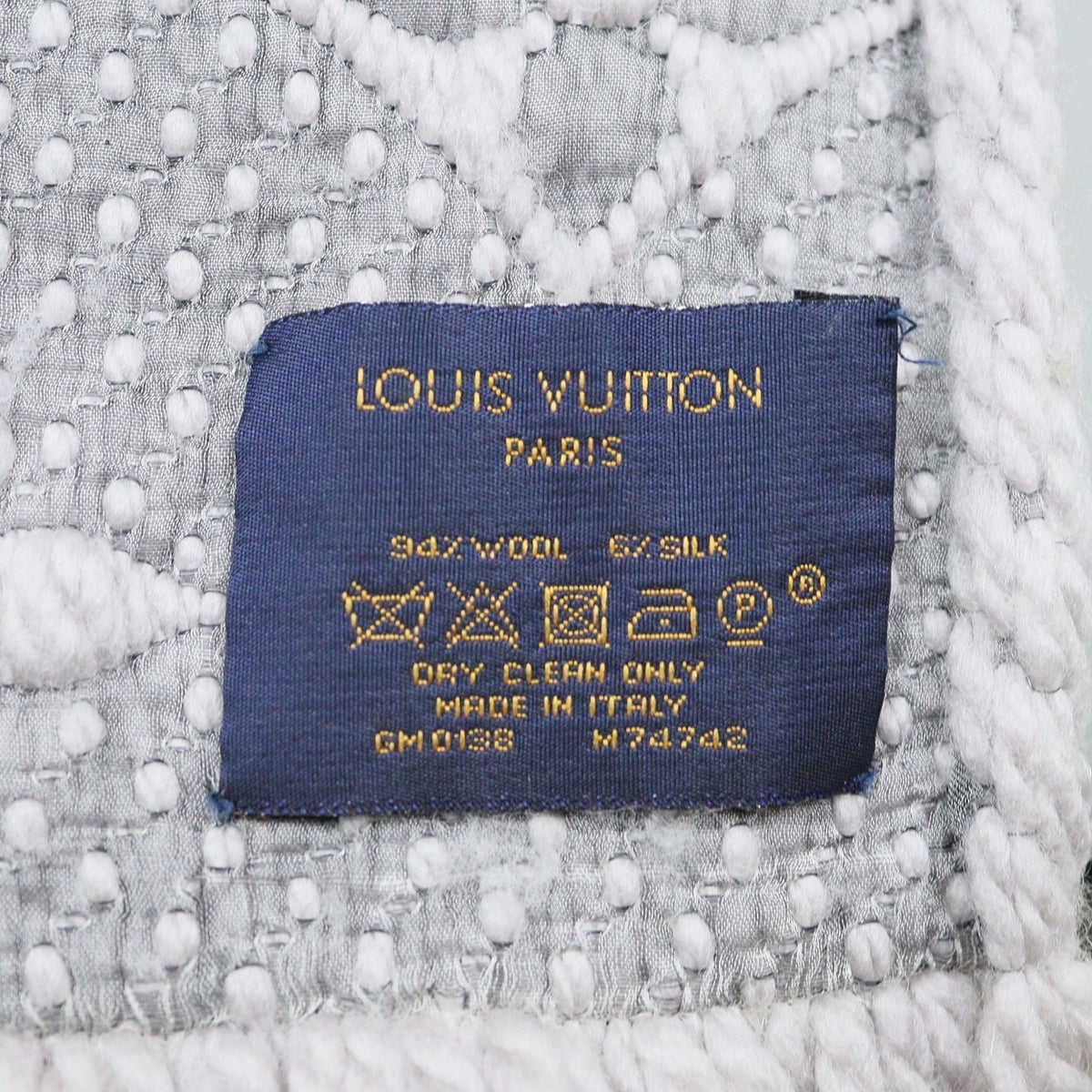 Louis Vuitton Logomania Scarf M74742