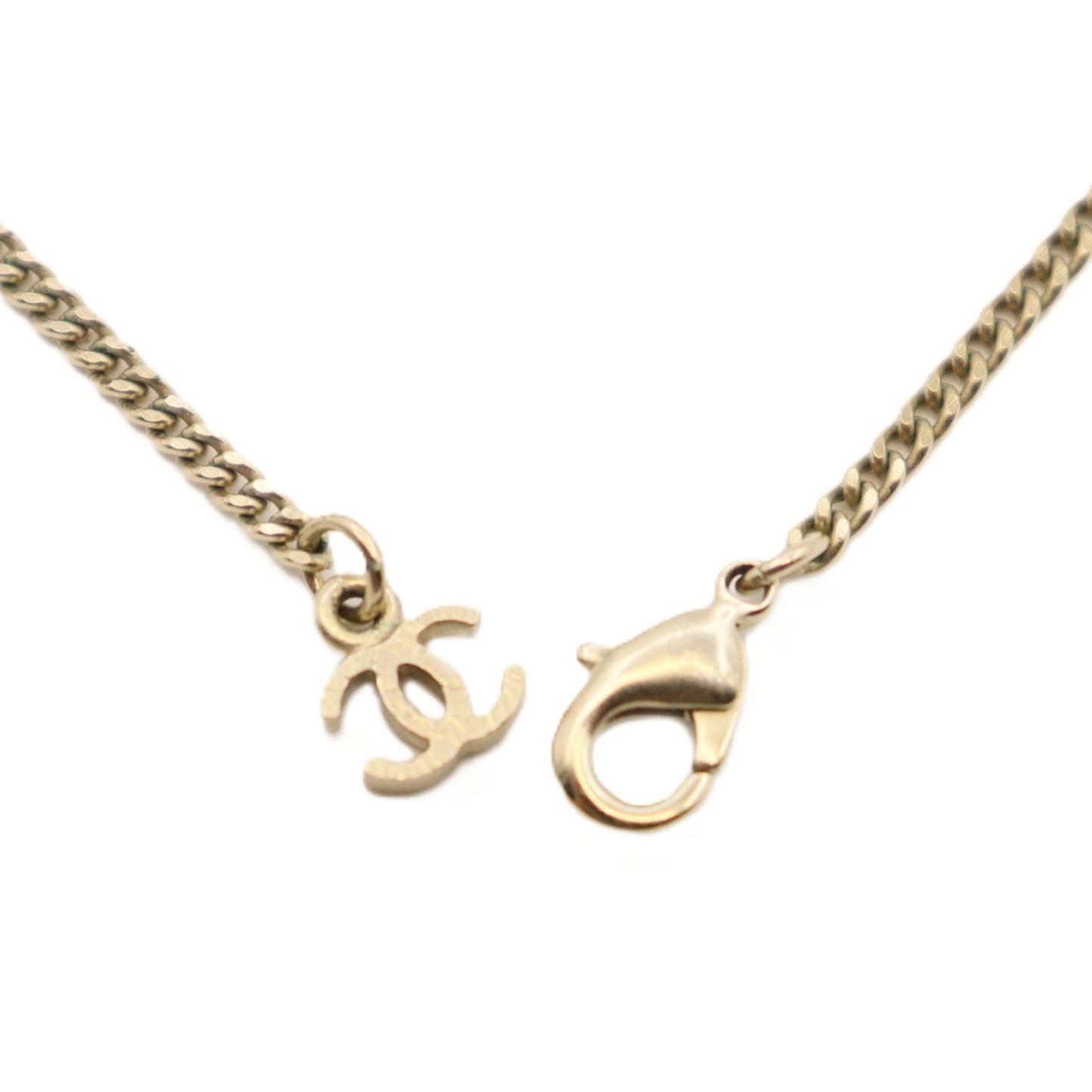 Chanel Pearl Necklace A64927