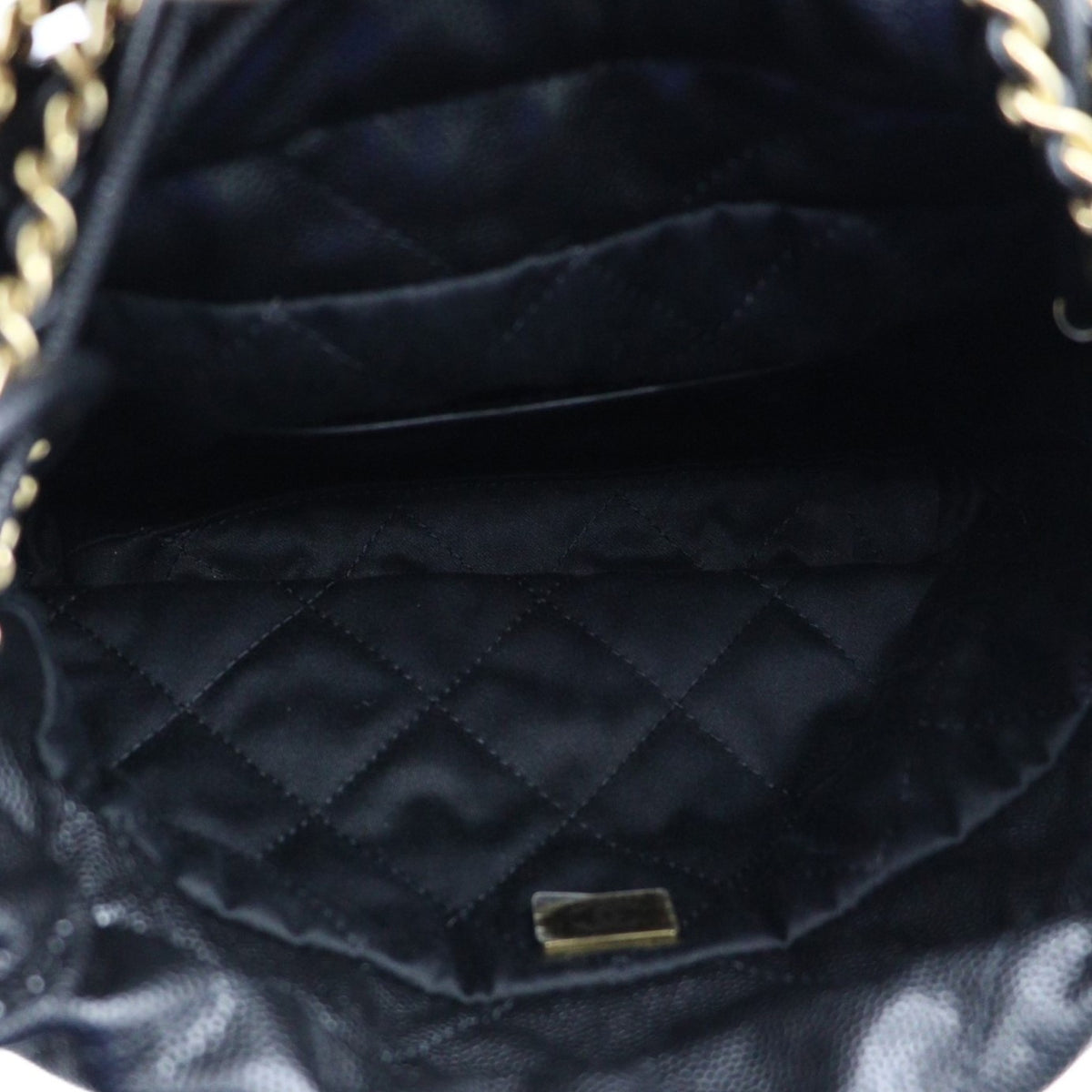 Chanel 22 Mini Chain Shoulder AS3980