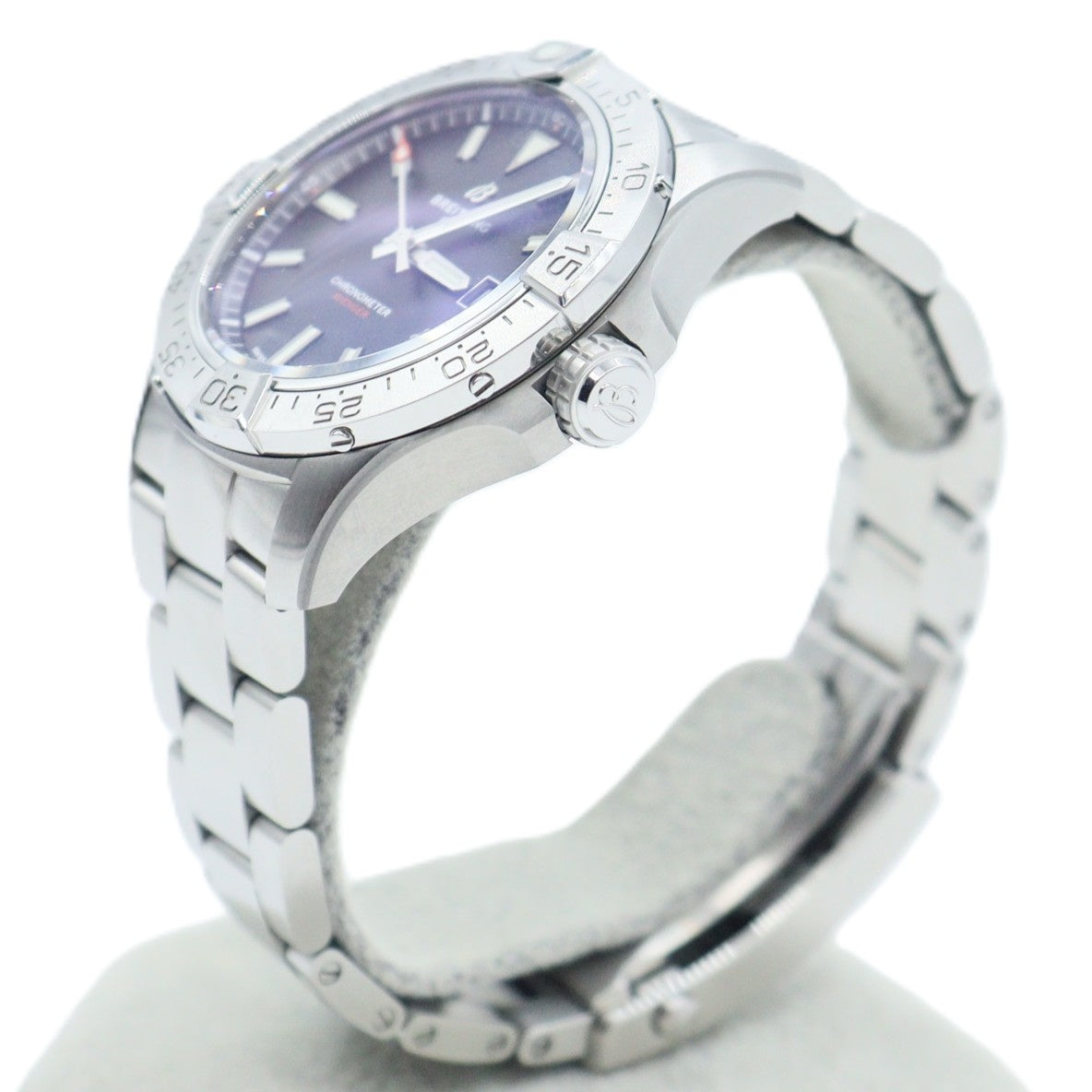 Breitling Avenger Automatic 42 Automatic A17328