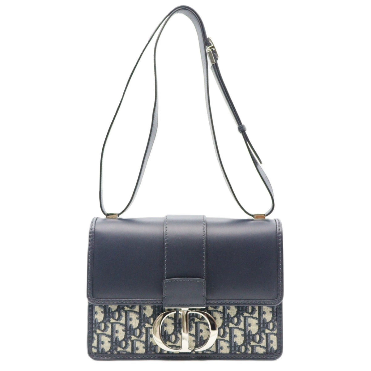 Dior 30 Montaigne Shoulder bag