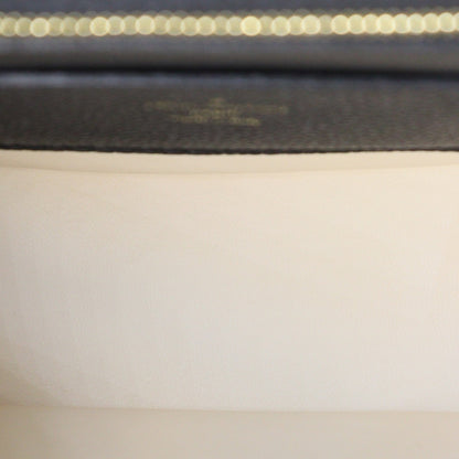 Louis Vuitton Pont Neuf Soft Shoulder Bag M58727