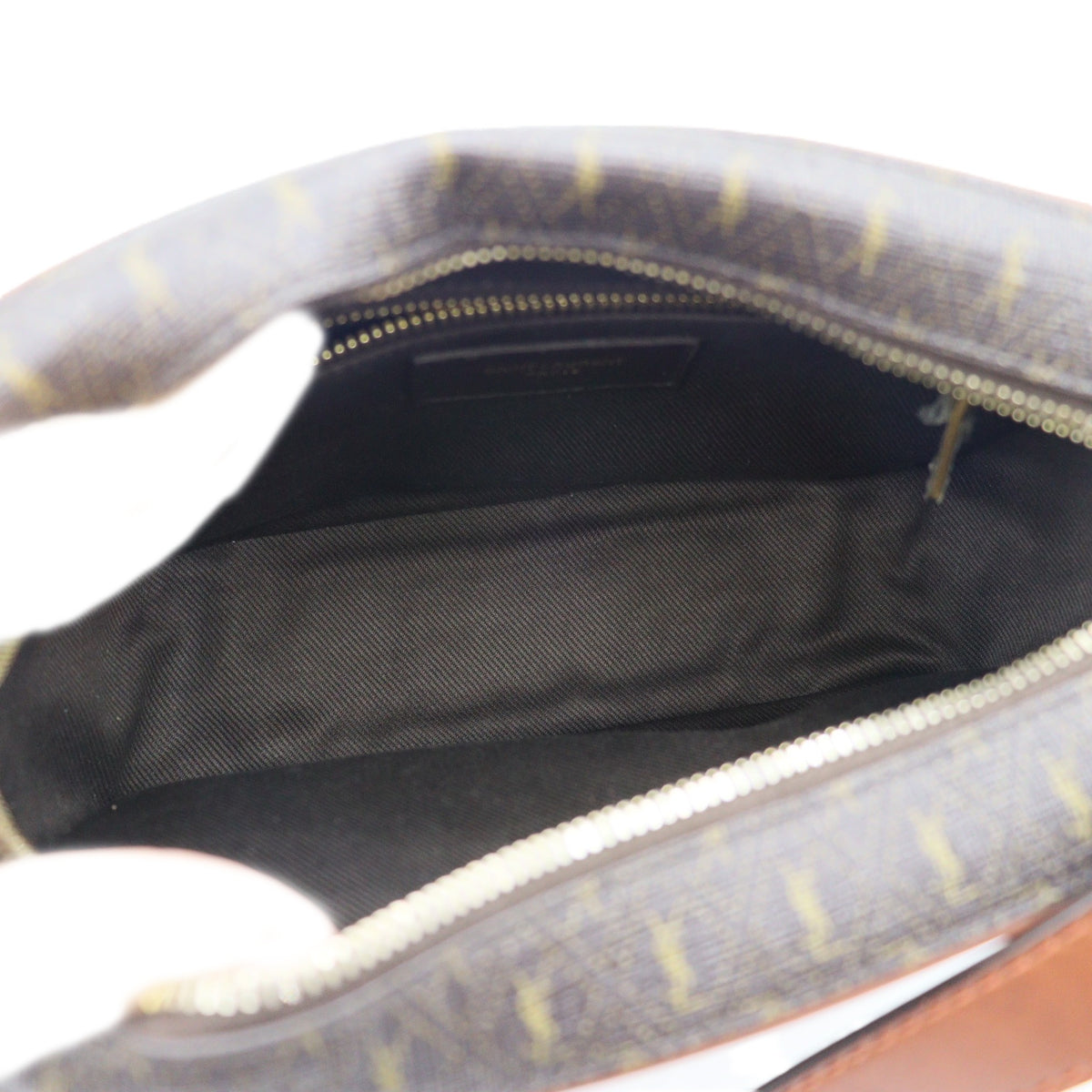Saint Laurent Le Monogramme Camera Shoulder bag 669957