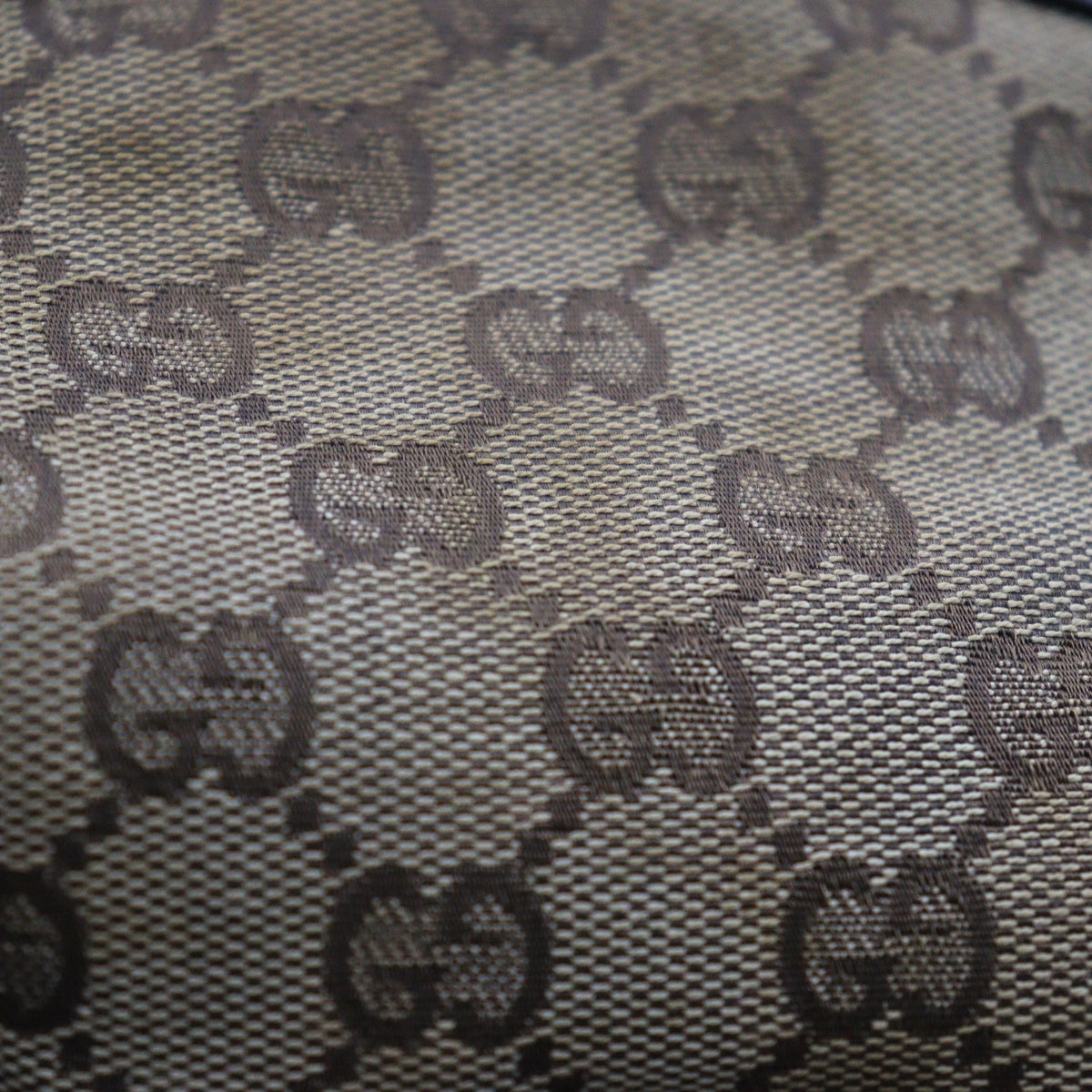 Gucci GG Canvas Shoulder bag 109143