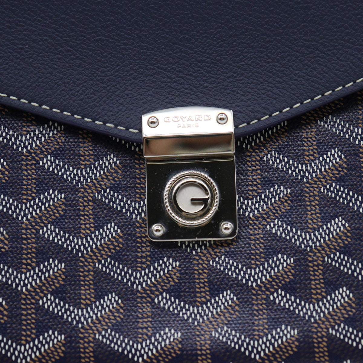 Goyard Portefeuille-Pochette Chypre Shoulder Bag CHYPRPPMLTY12CL12P
