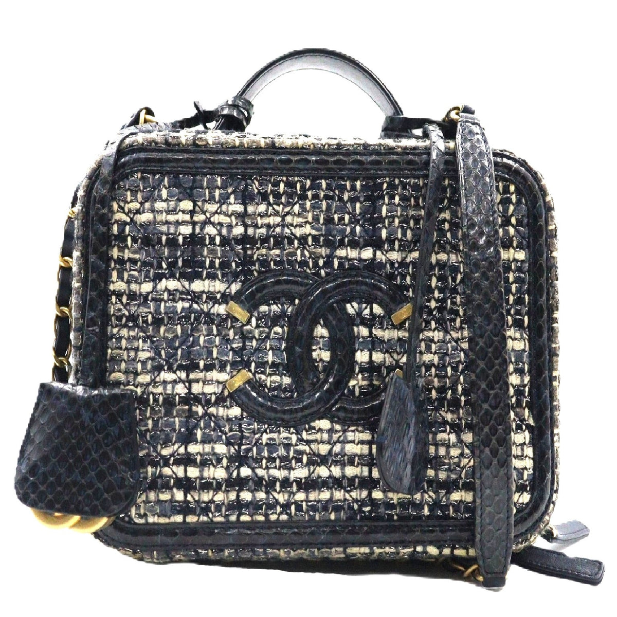 Chanel CC Filigree Vanity Case Chain Shoulder A93343