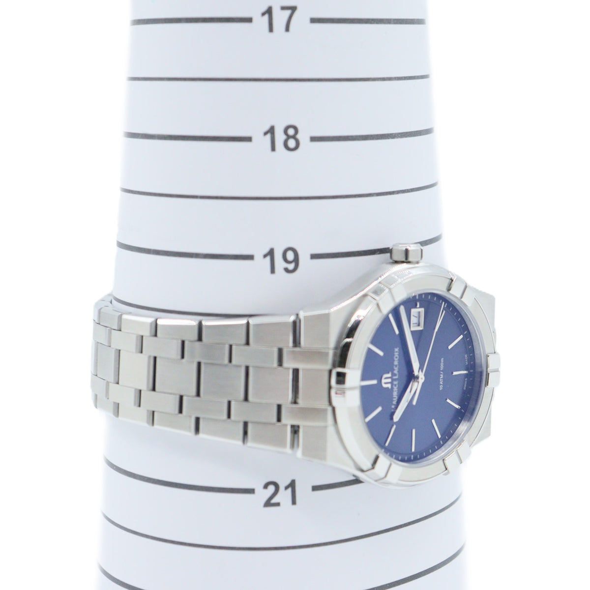 Maurice Lacroix Aikon Quartz AI1108-SS002-430-1