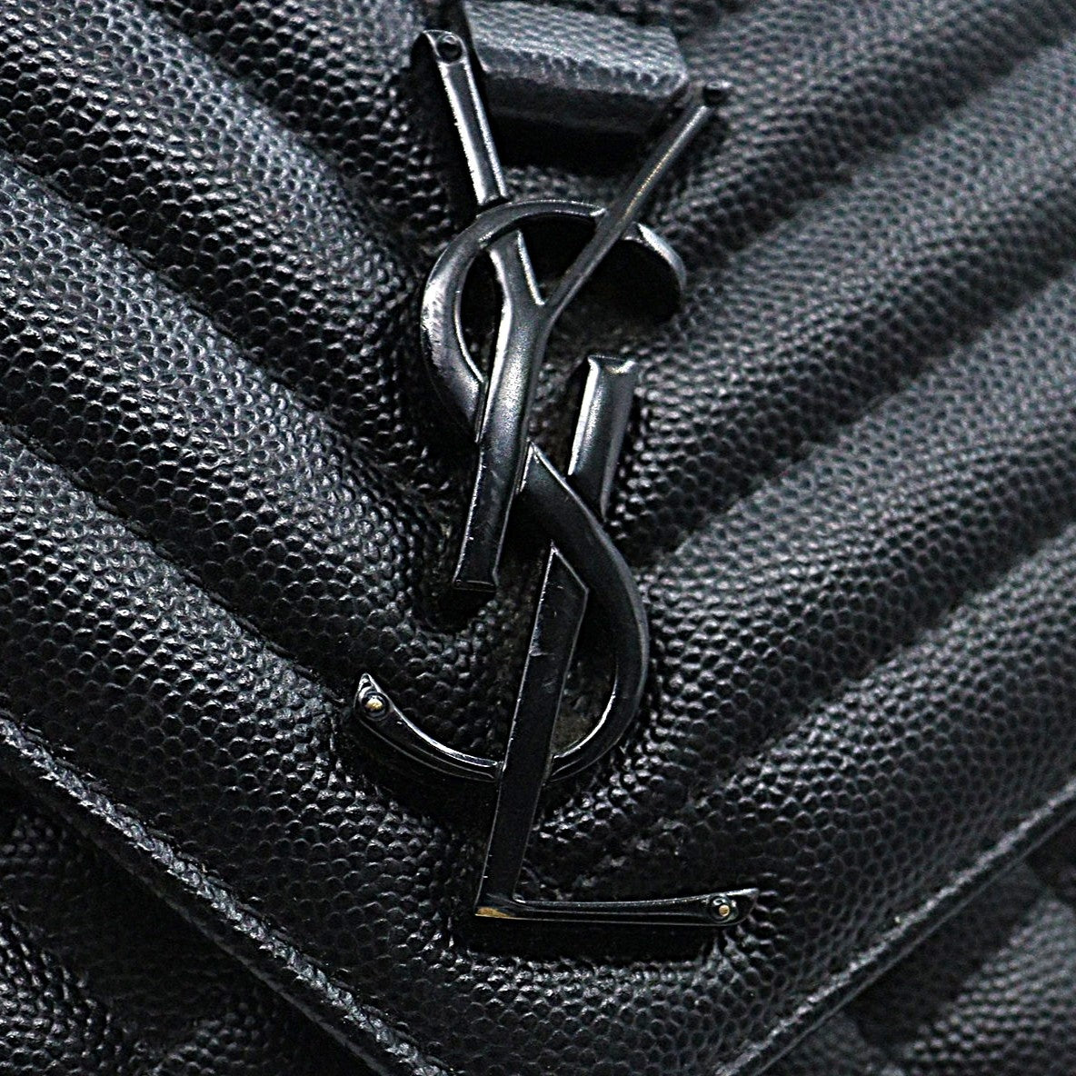 Saint Laurent Envelope Medium Chain Shoulder 487206