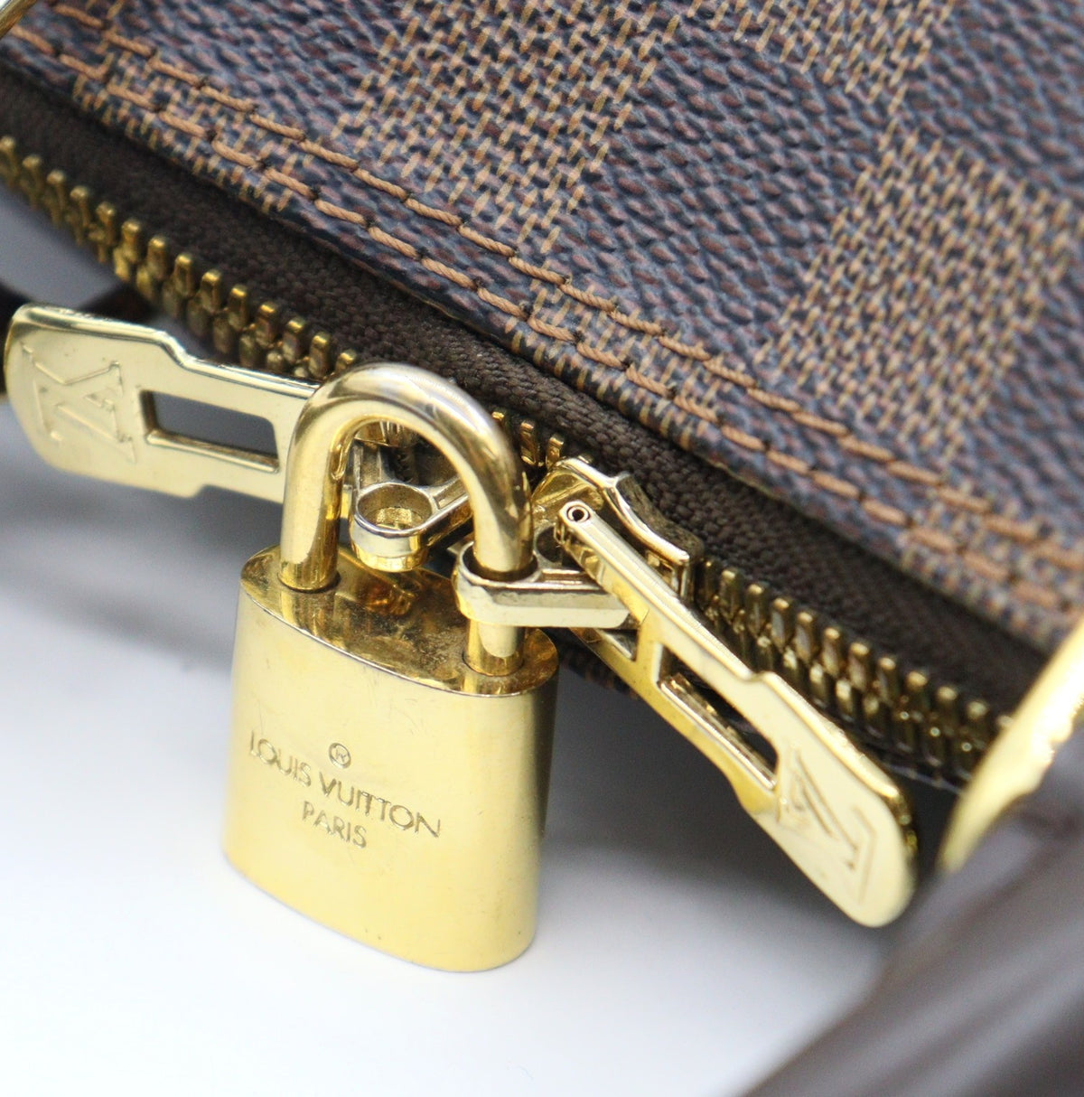 Louis Vuitton Alma PM Handbag N53151